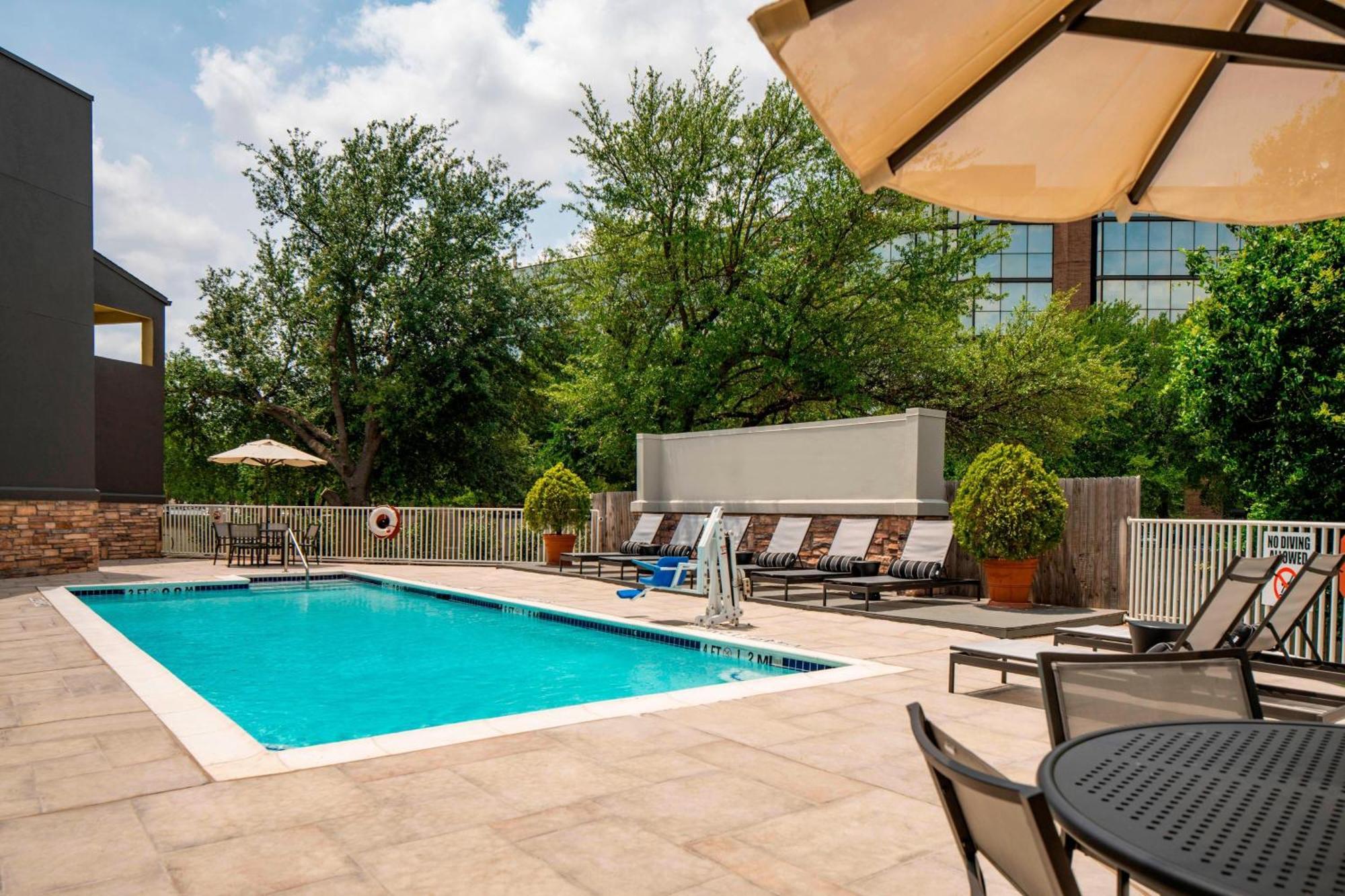 Four Points By Sheraton Dallas Arlington Entertainment District Dış mekan fotoğraf
